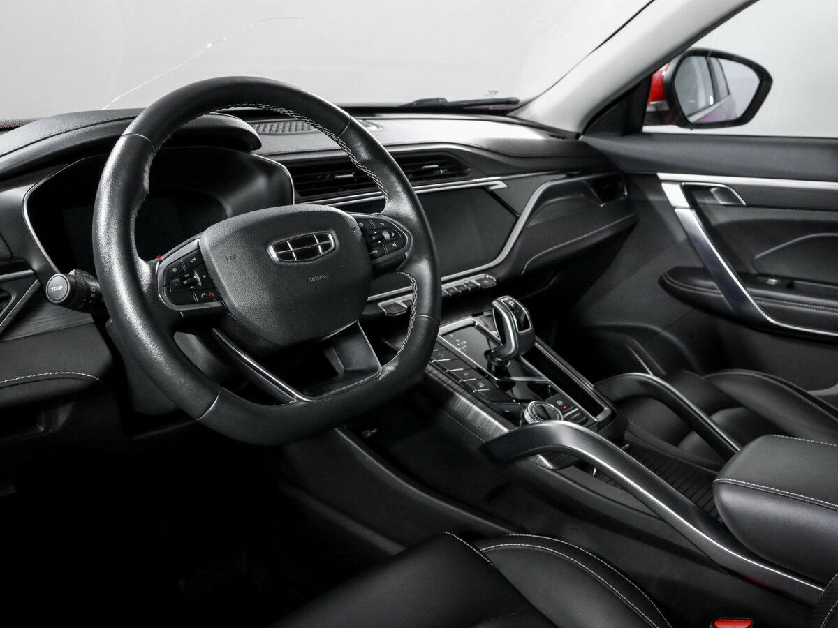 Купить Geely Atlas Pro с пробегом. Фото: #8