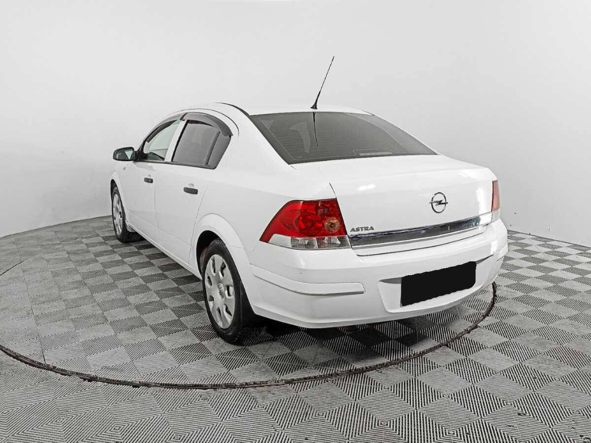 Купить Opel Astra с пробегом. Фото: #6