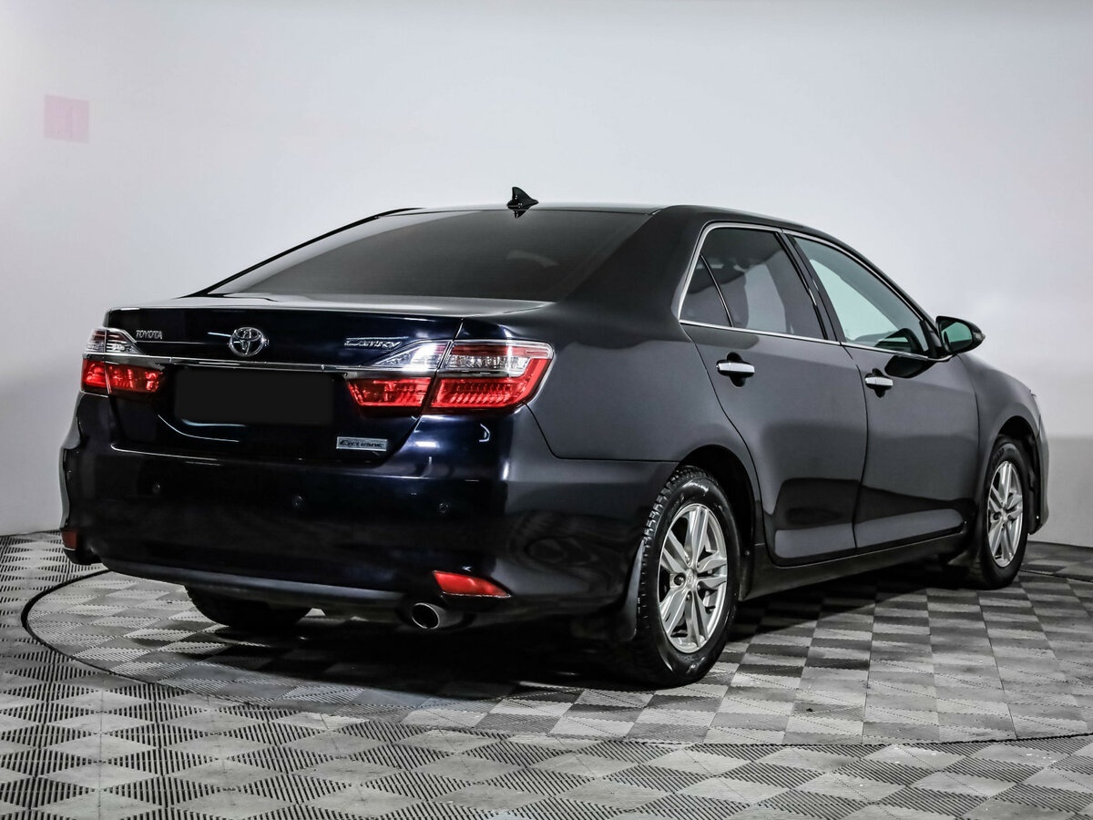 Купить Toyota Camry с пробегом. Фото: #3