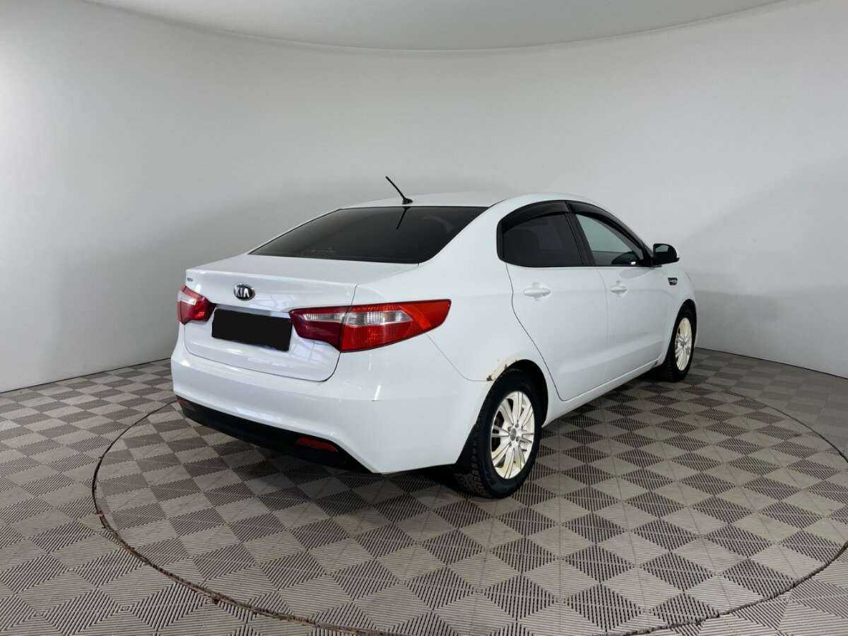 Купить Kia Rio с пробегом. Фото: #3