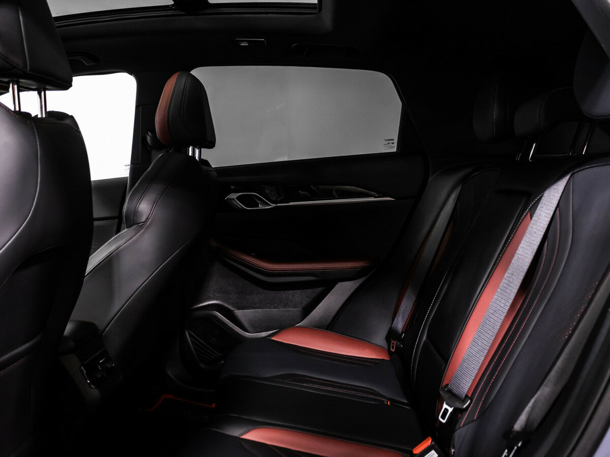 Купить Geely Coolray с пробегом. Фото: #12