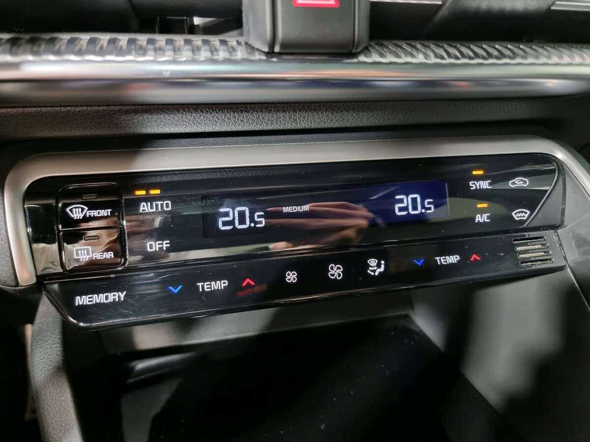 Купить Kia K5 с пробегом. Фото: #18