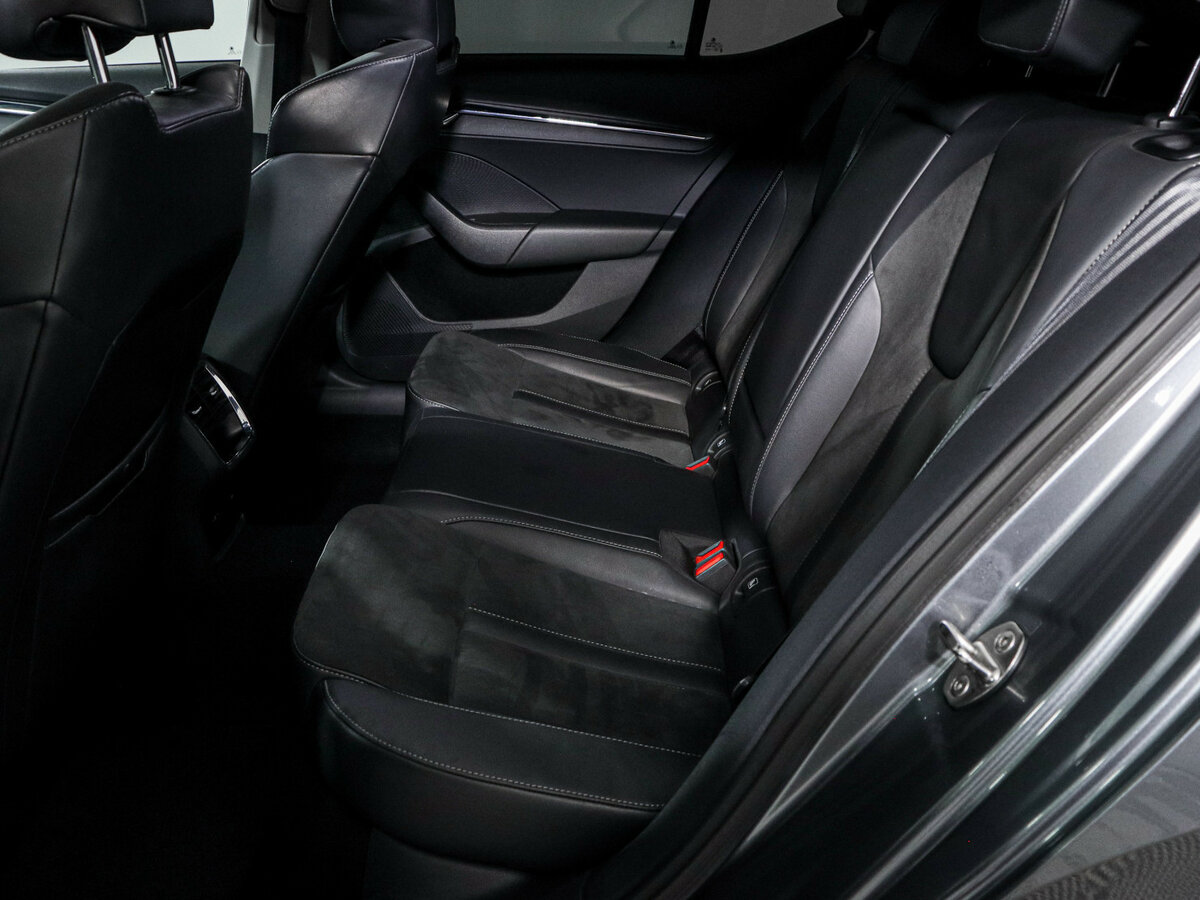 Купить Skoda Octavia с пробегом. Фото: #7