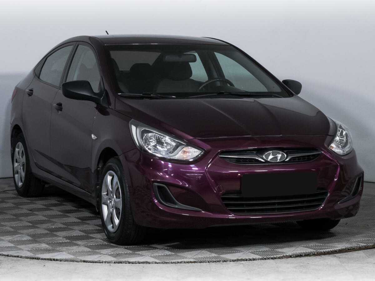 Купить Hyundai Solaris с пробегом. Фото: #2