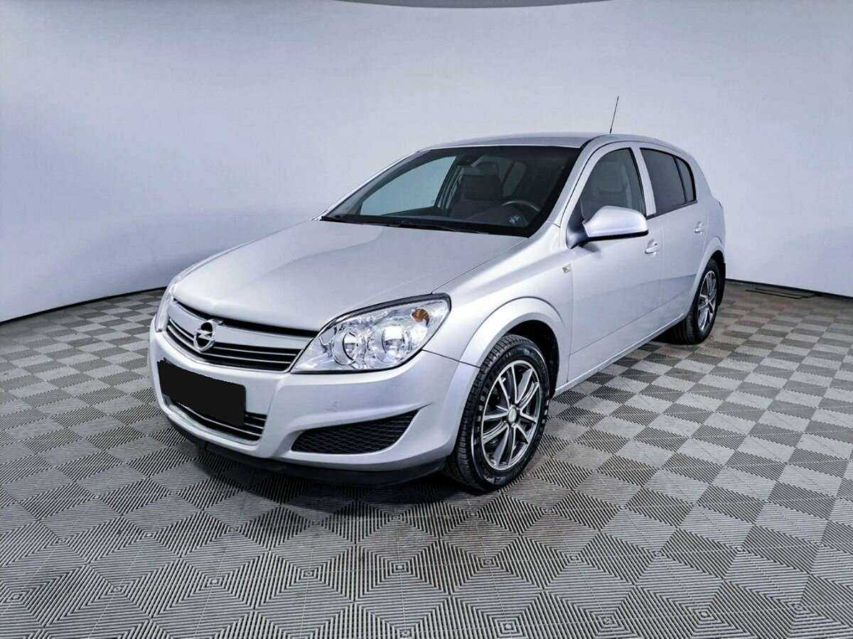 Купить Opel Astra с пробегом. Посмотреть фото