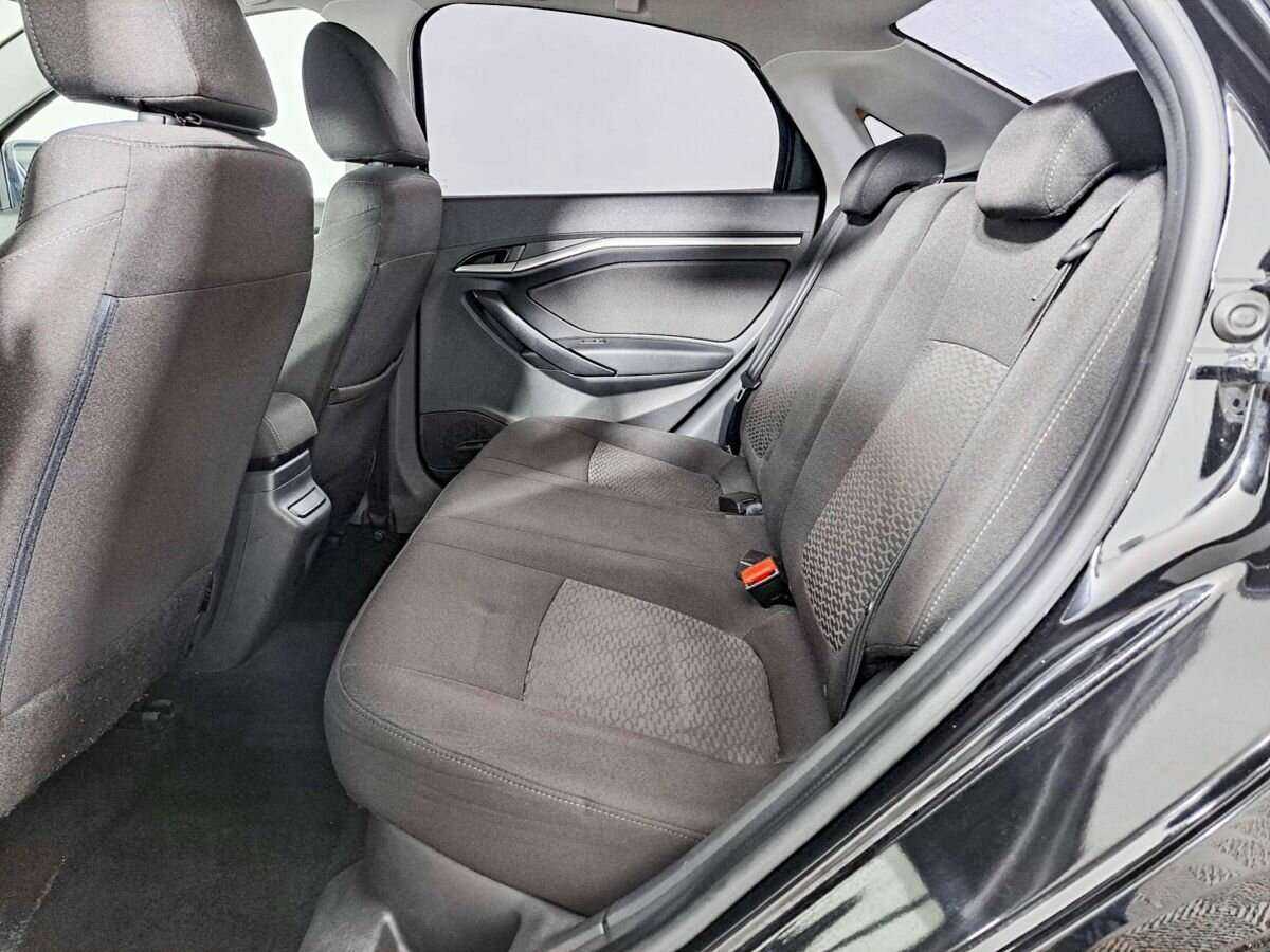 Купить Lada (ВАЗ) Vesta с пробегом. Фото: #7