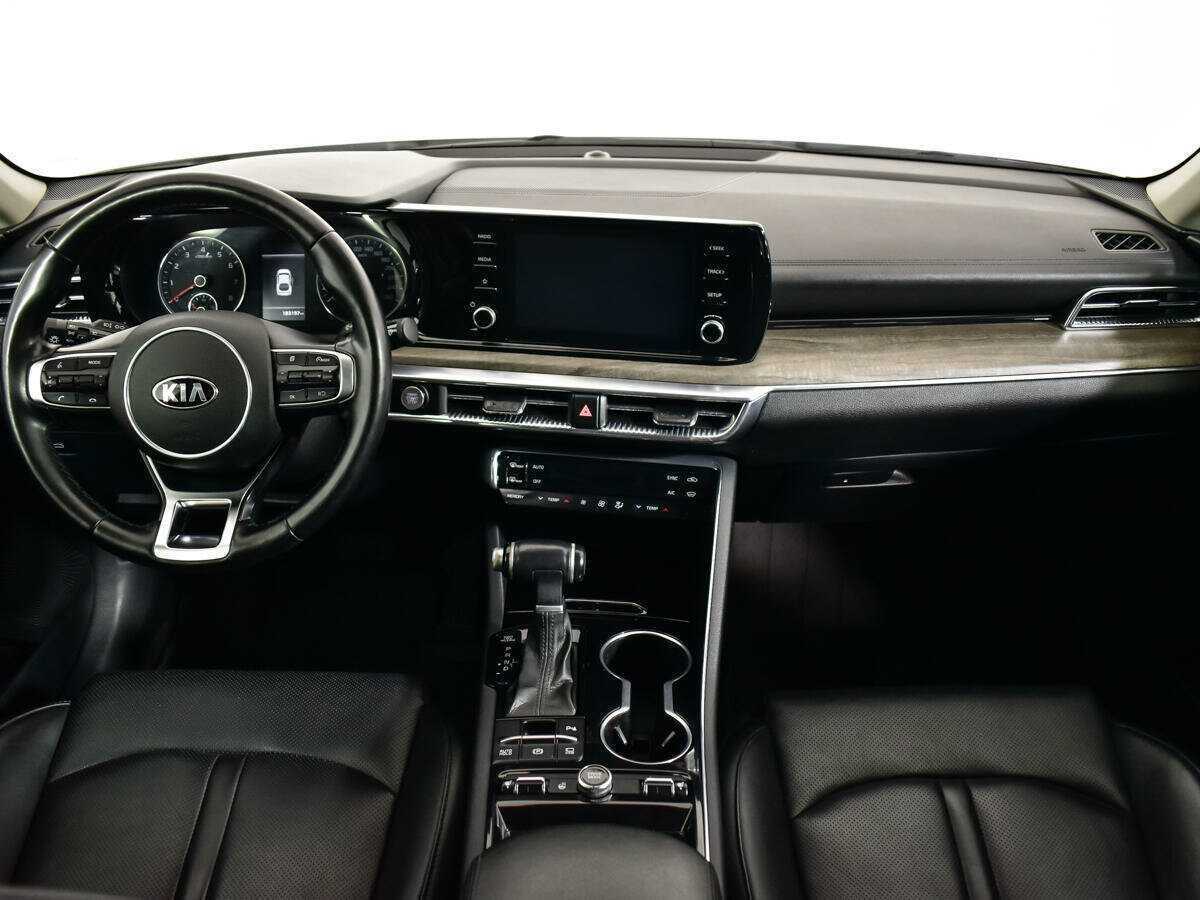 Купить Kia K5 с пробегом. Фото: #11
