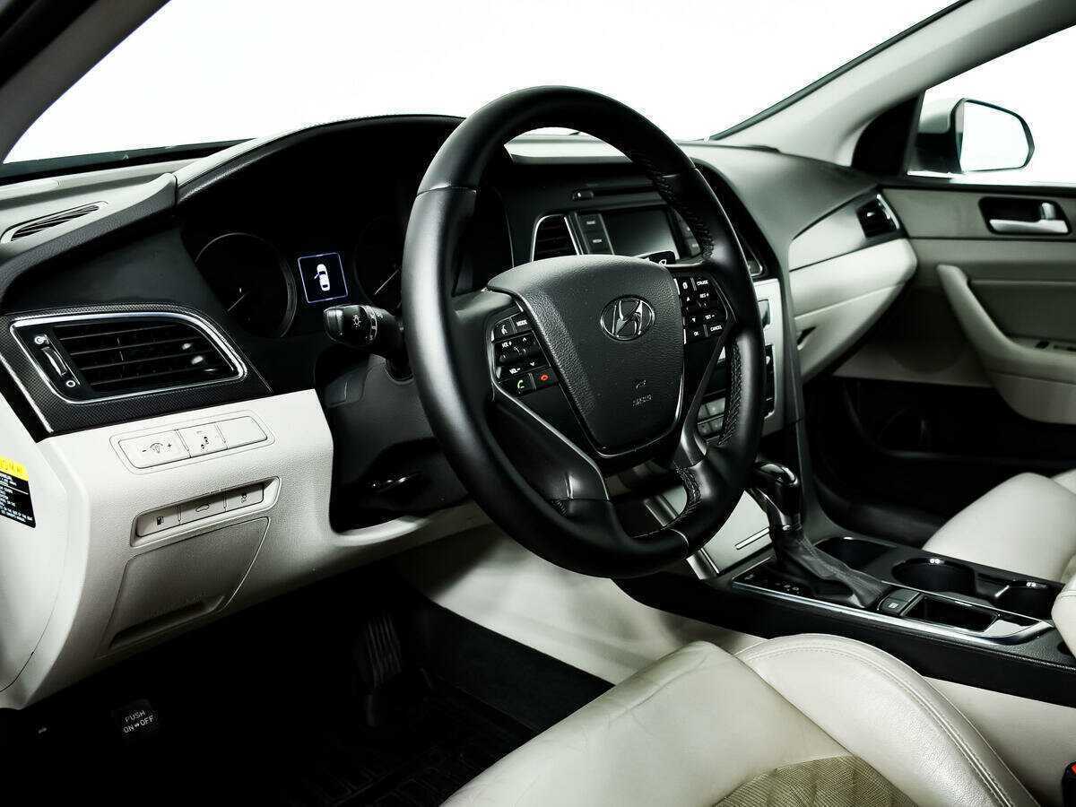 Купить Hyundai Sonata с пробегом. Фото: #12