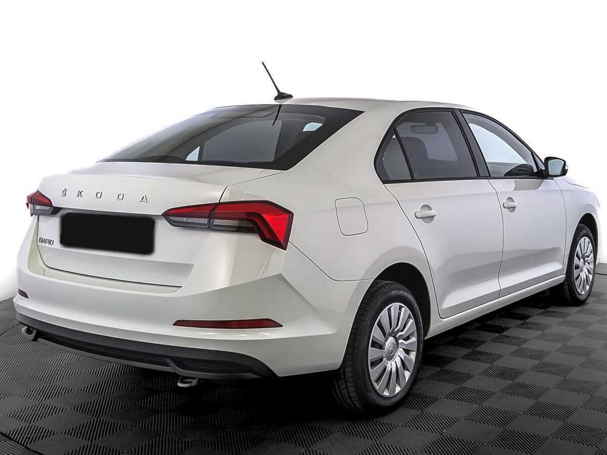 Купить Skoda Rapid с пробегом. Фото: #4