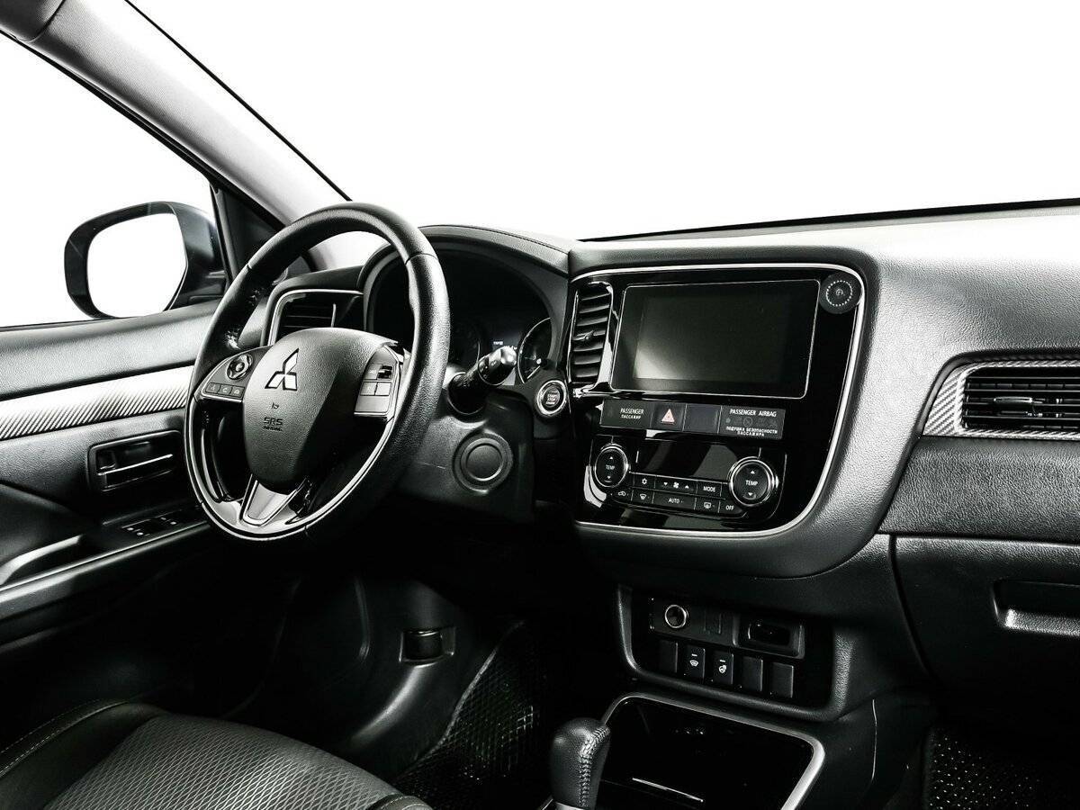 Купить Mitsubishi Outlander с пробегом. Фото: #8