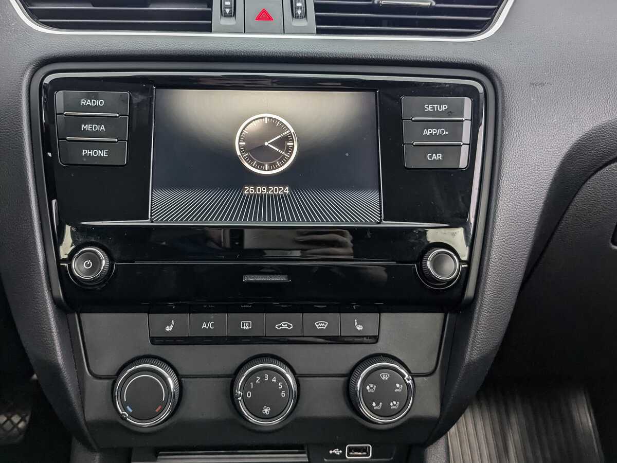 Купить Skoda Octavia с пробегом. Фото: #16