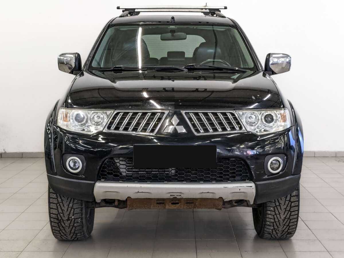 Купить Mitsubishi Pajero Sport с пробегом. Фото: #1