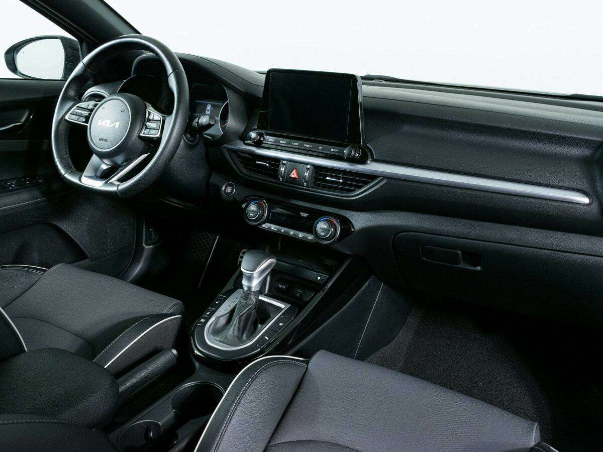 Купить Kia Cerato с пробегом. Фото: #9