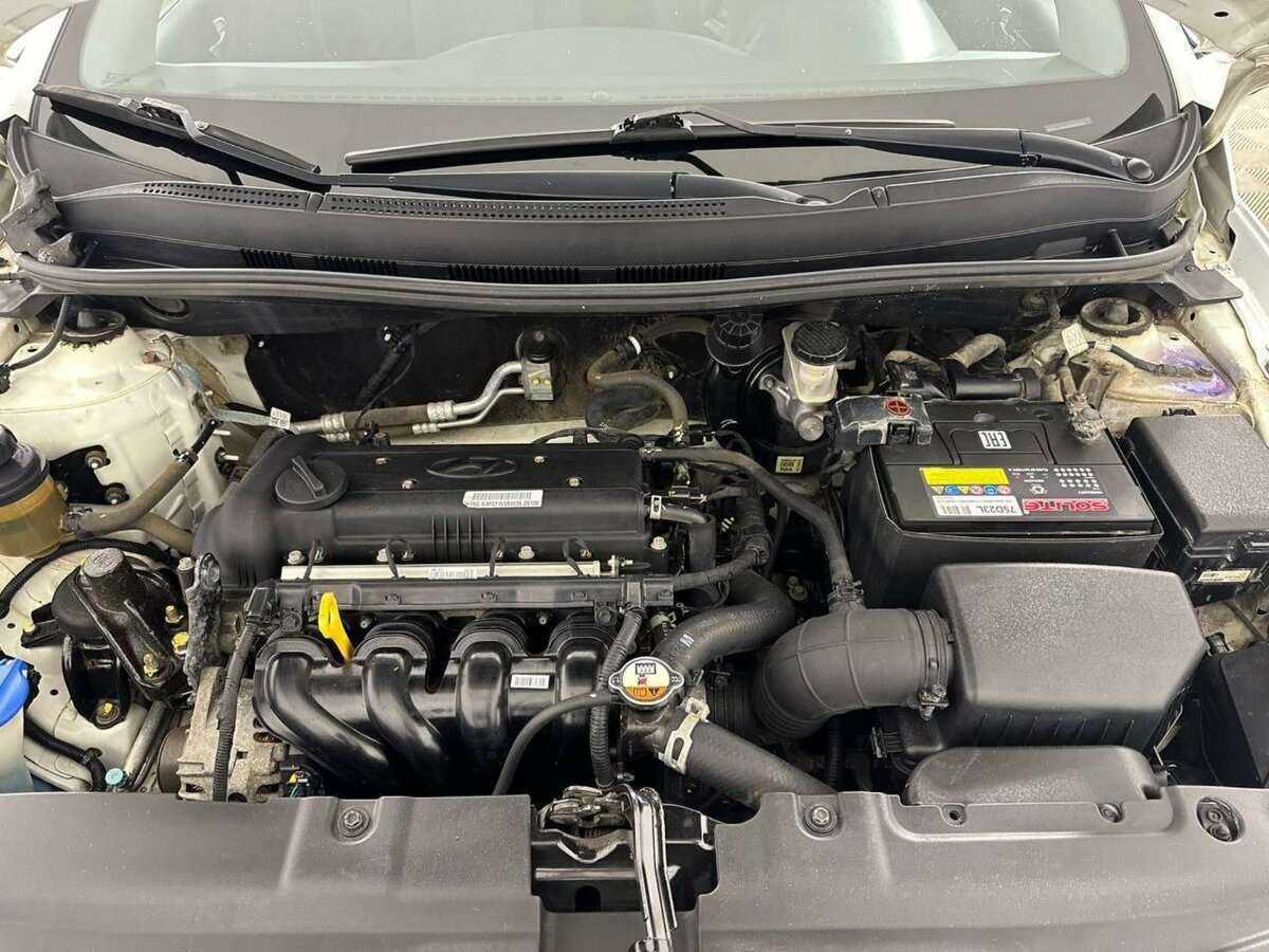 Купить Hyundai Solaris с пробегом. Фото: #14
