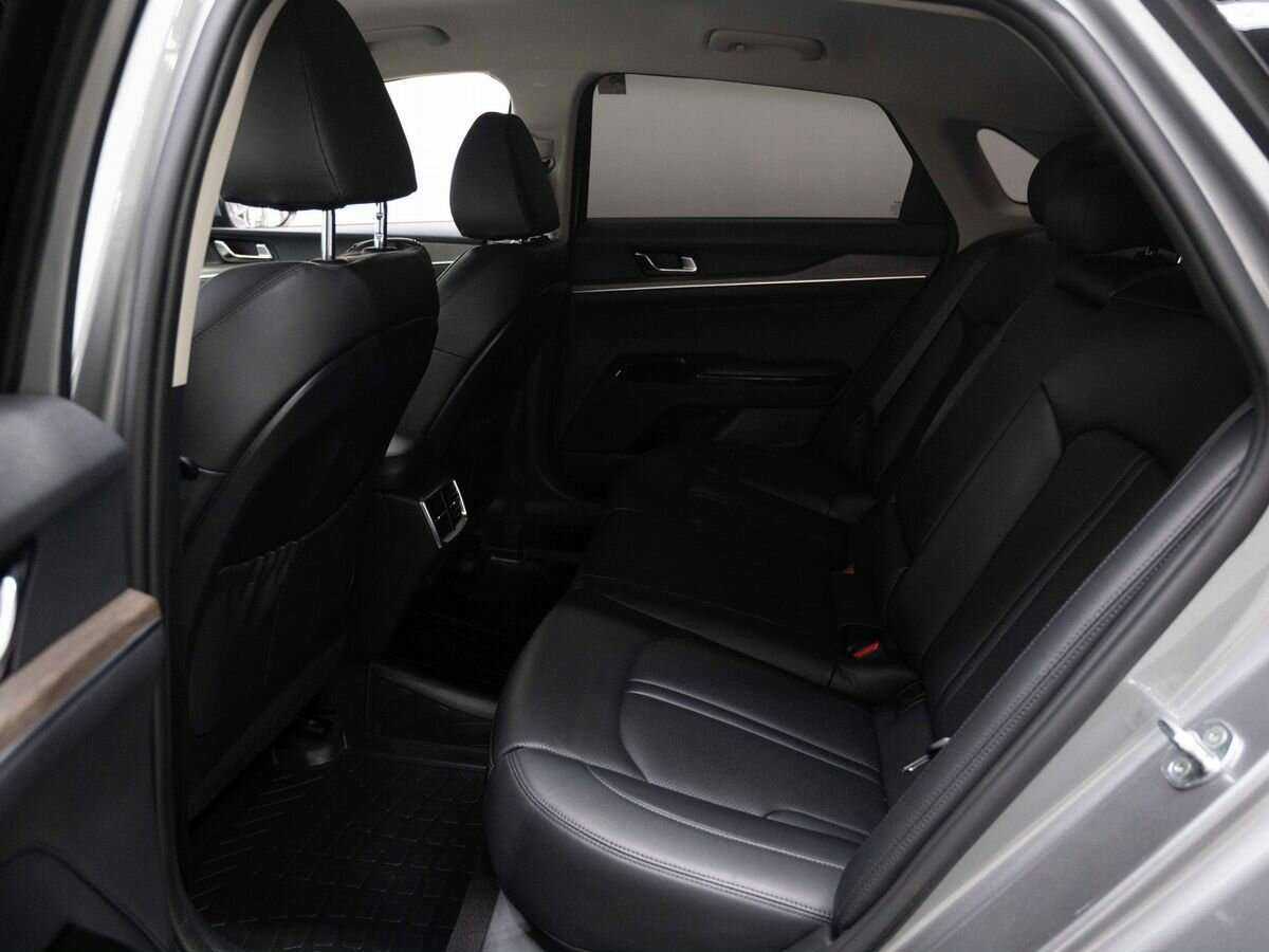 Купить Kia K5 с пробегом. Фото: #7