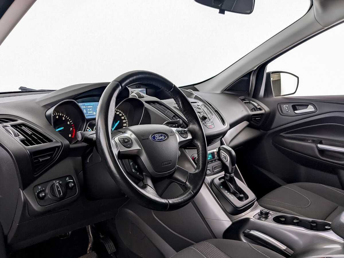 Купить Ford Kuga с пробегом. Фото: #13