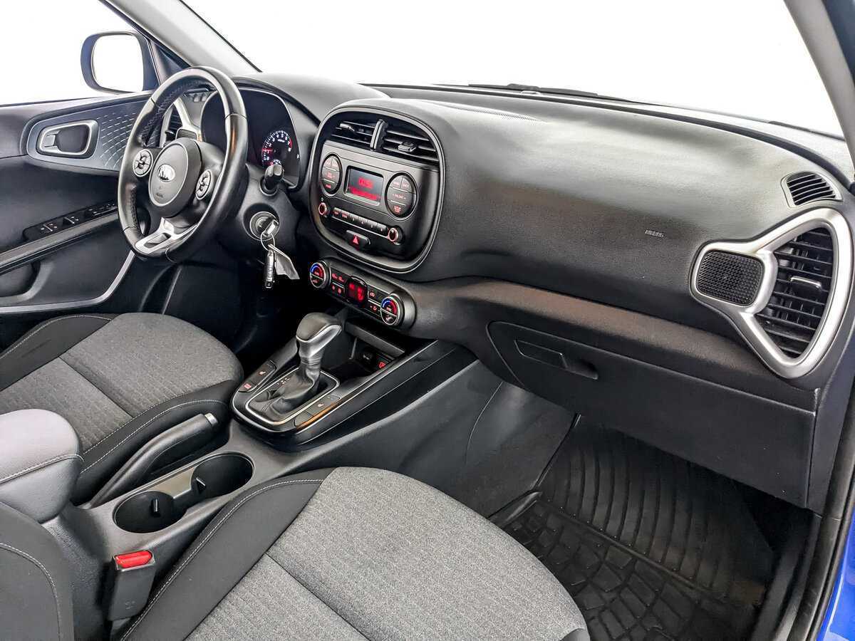 Купить Kia Soul с пробегом. Фото: #10