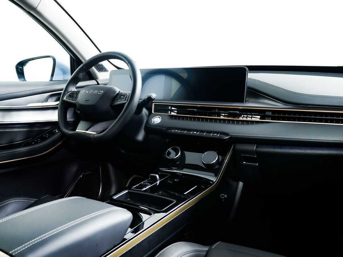 Купить EXEED LX с пробегом. Фото: #8