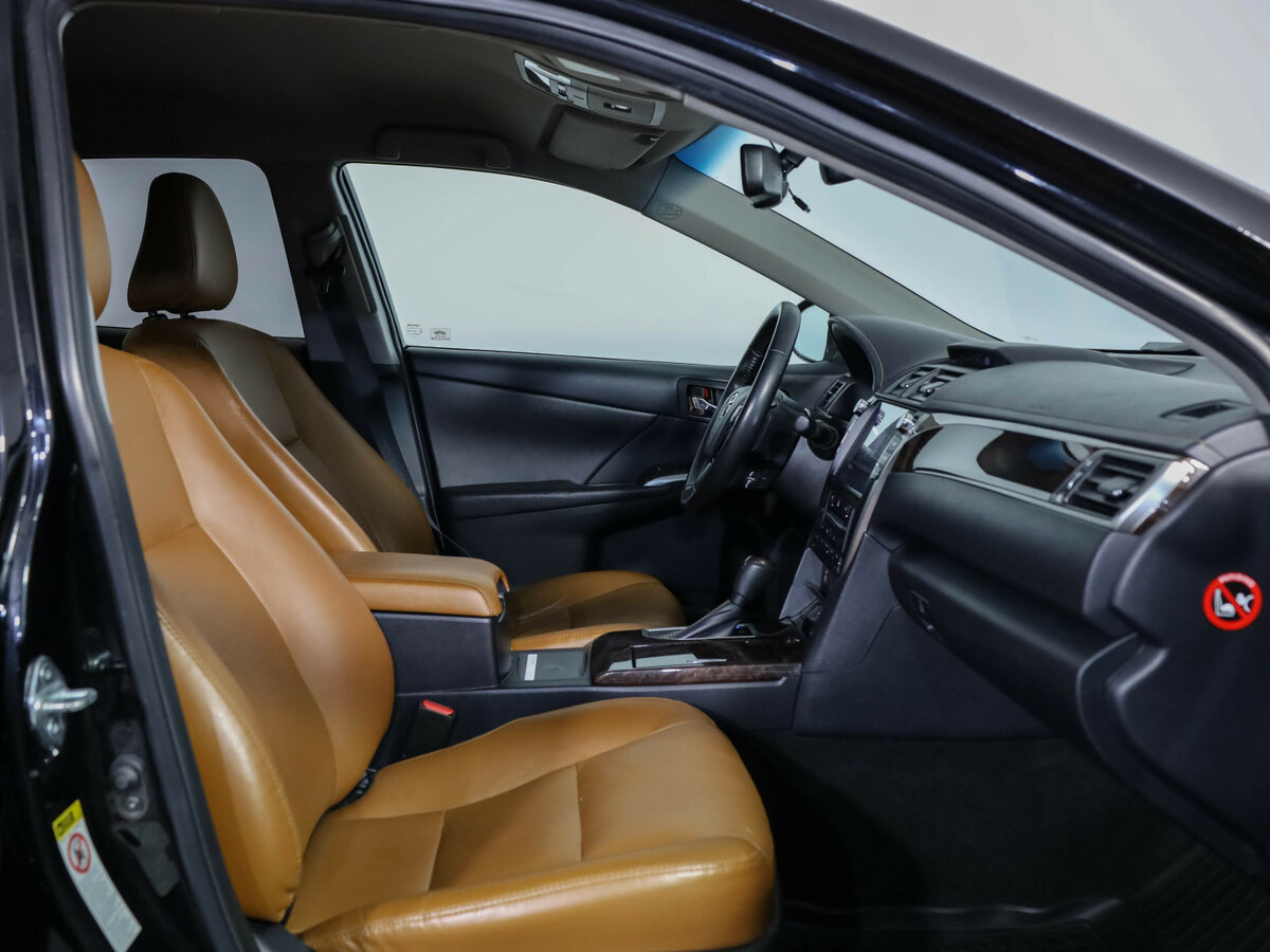 Купить Toyota Camry с пробегом. Фото: #26