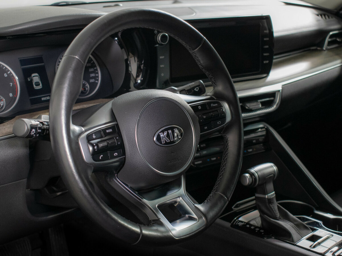 Купить Kia K5 с пробегом. Фото: #10
