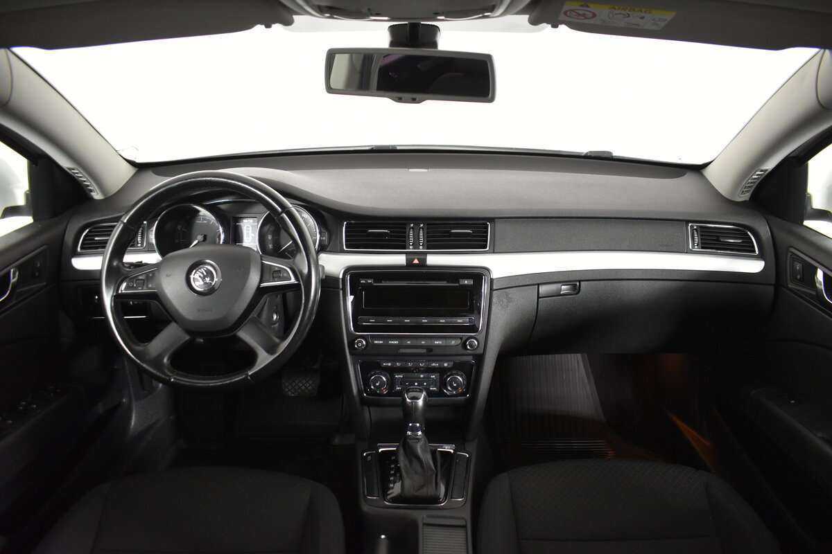 Купить Skoda Superb с пробегом. Фото: #6