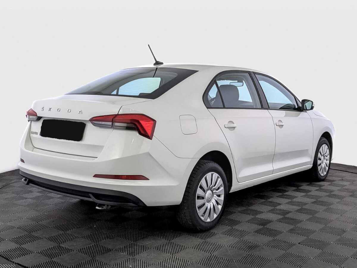 Купить Skoda Rapid с пробегом. Фото: #4