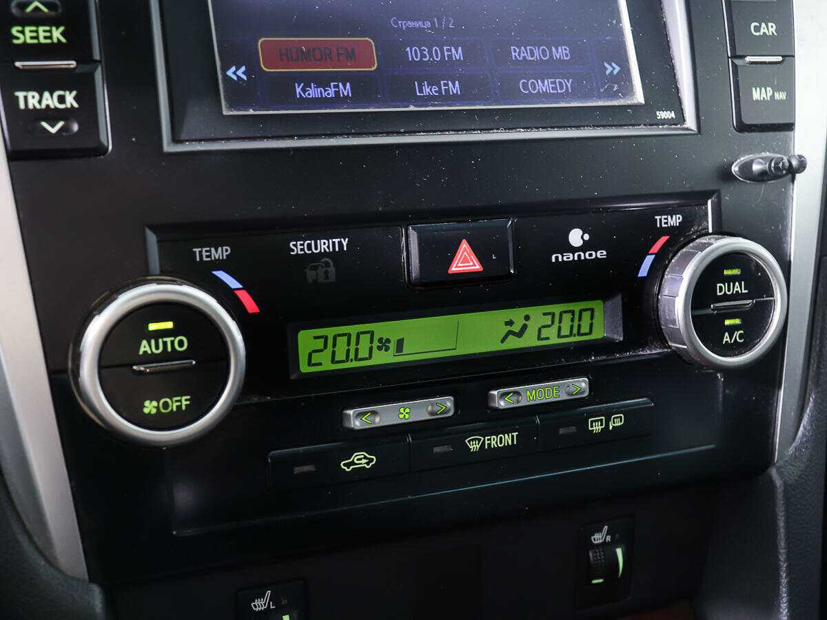 Купить Toyota Camry с пробегом. Фото: #18