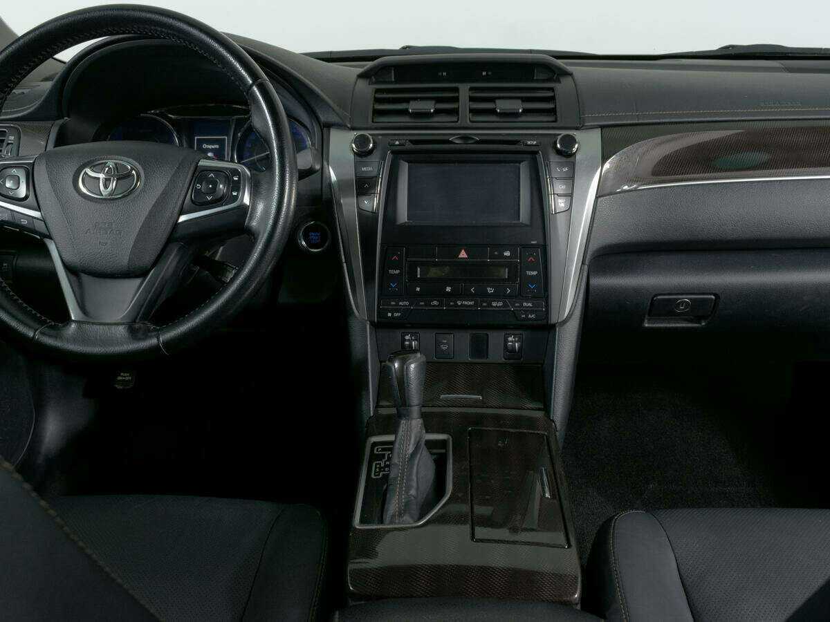 Купить Toyota Camry с пробегом. Фото: #9