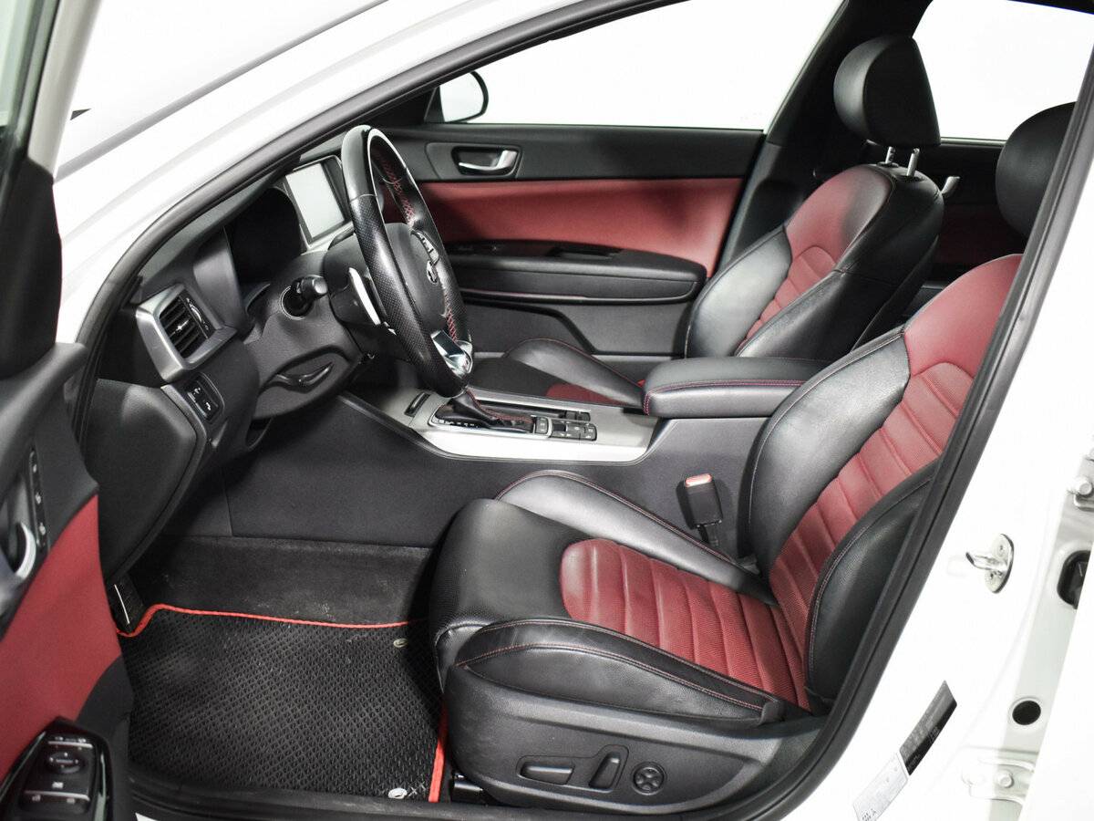 Купить Kia Optima с пробегом. Фото: #7