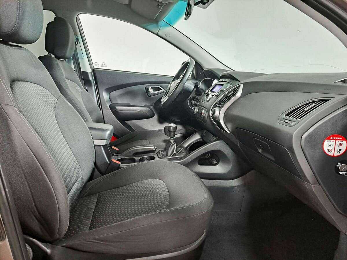 Купить Hyundai ix35 с пробегом. Фото: #7