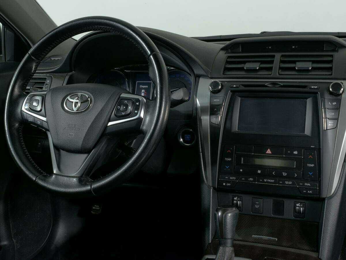 Купить Toyota Camry с пробегом. Фото: #10