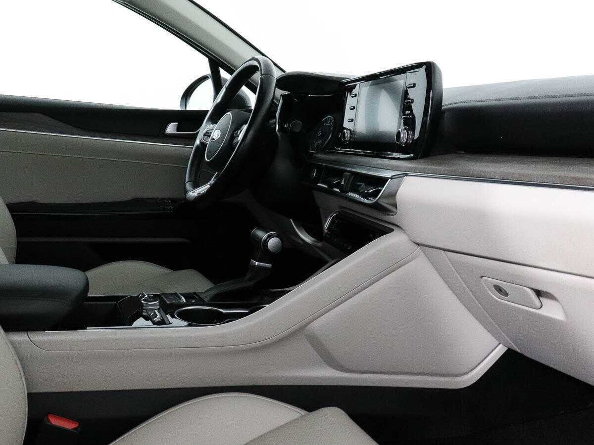 Купить Kia K5 с пробегом. Фото: #6