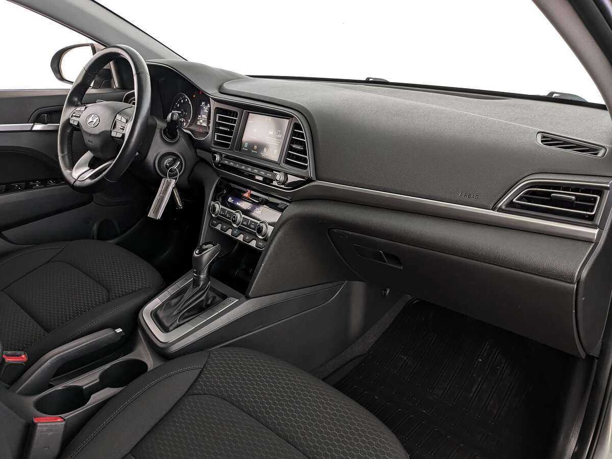 Купить Hyundai Elantra с пробегом. Фото: #8