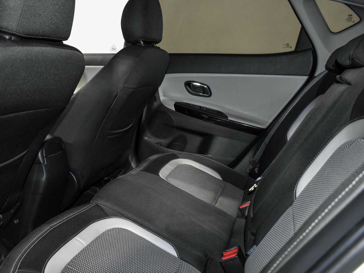 Купить Kia Ceed с пробегом. Фото: #11