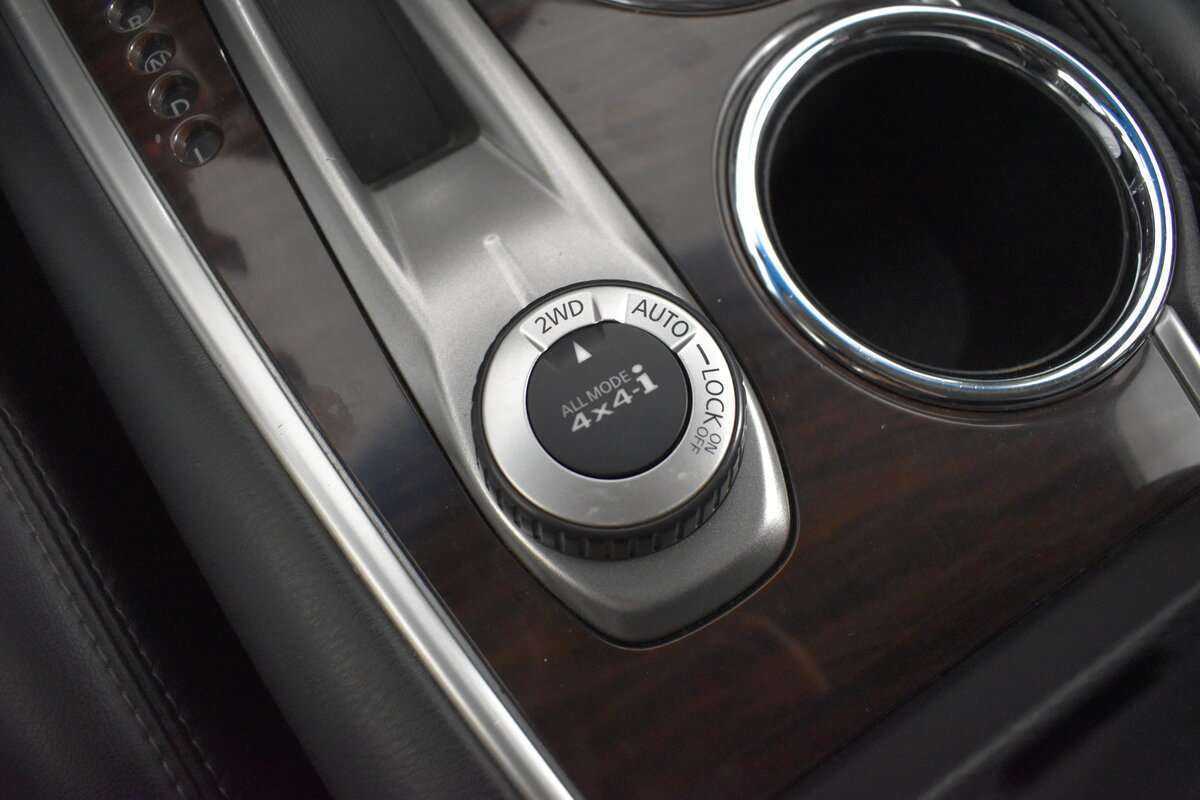 Купить Nissan Pathfinder с пробегом. Фото: #17