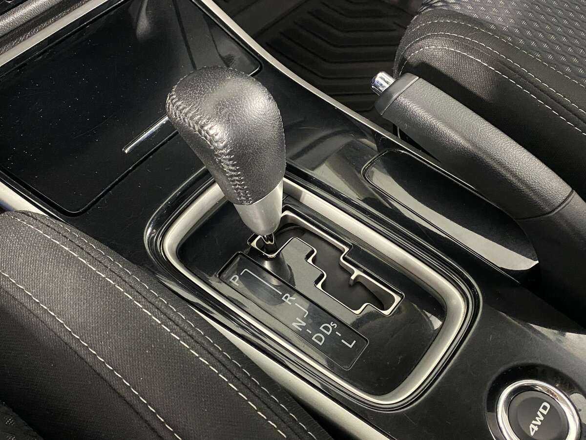 Купить Mitsubishi Outlander с пробегом. Фото: #13
