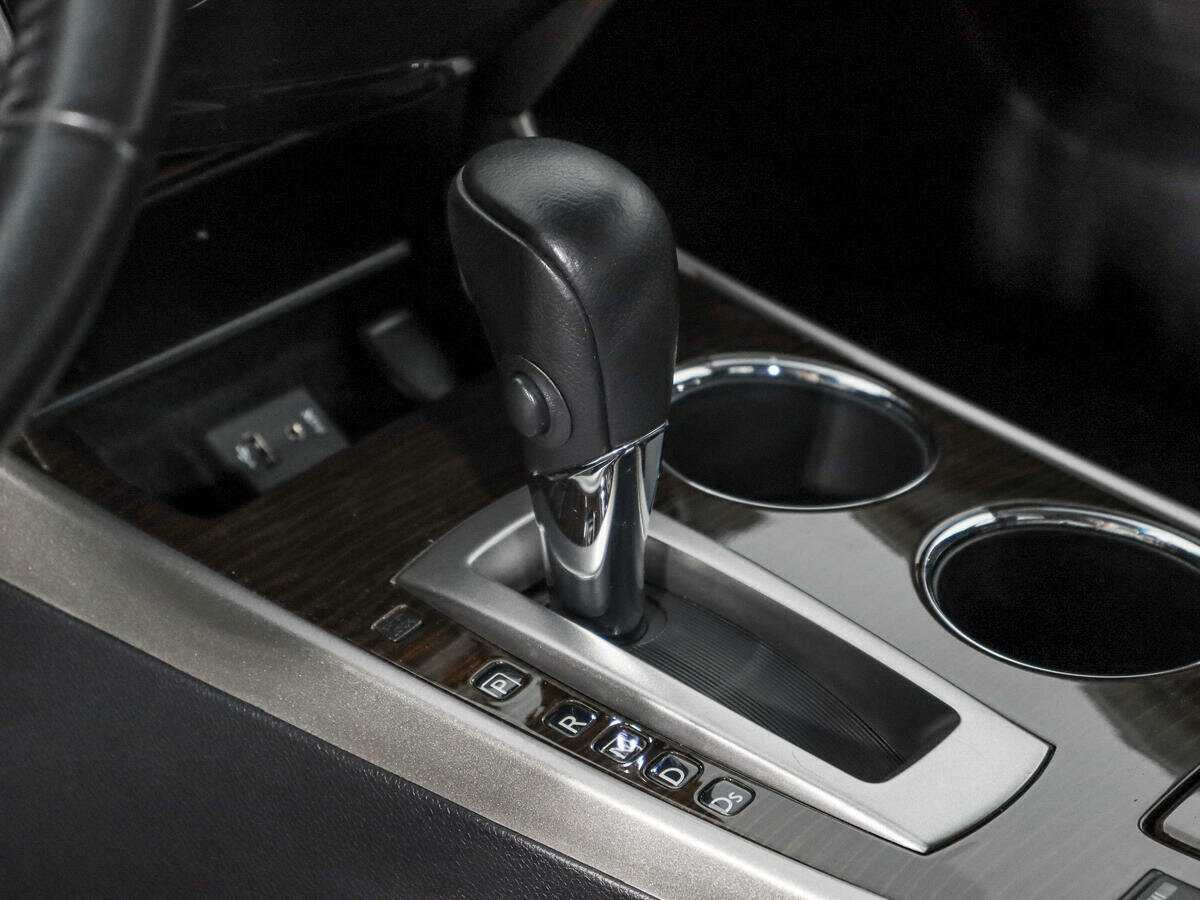 Купить Nissan Teana с пробегом. Фото: #9