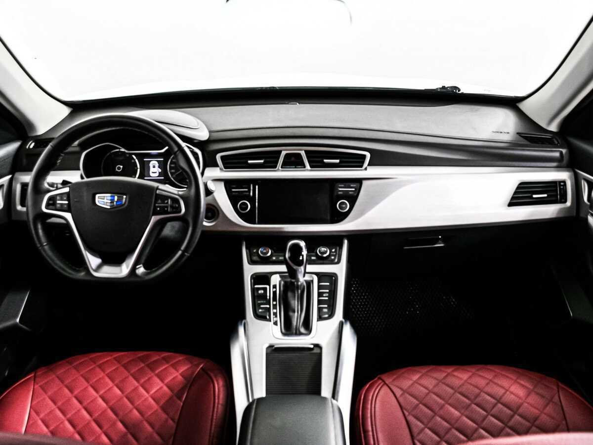 Купить Geely Atlas с пробегом. Фото: #10