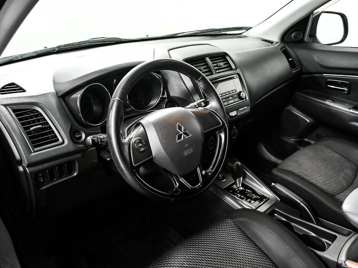 Купить Mitsubishi ASX с пробегом. Фото: #12