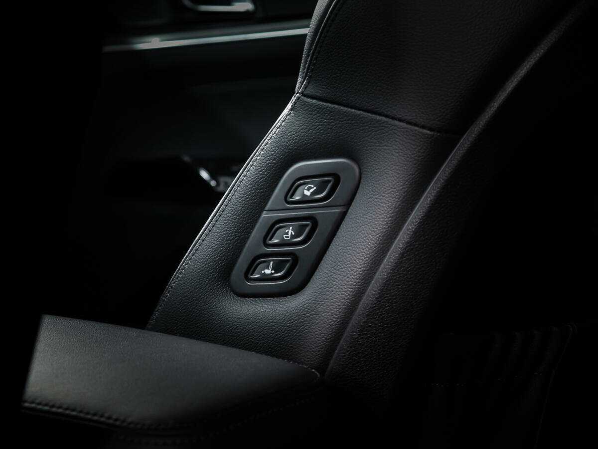 Купить Kia K5 с пробегом. Фото: #16