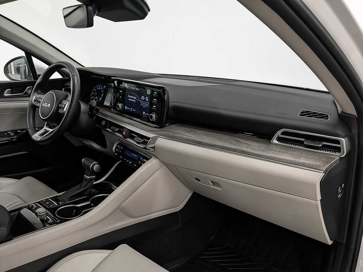 Купить Kia K5 с пробегом. Фото: #11