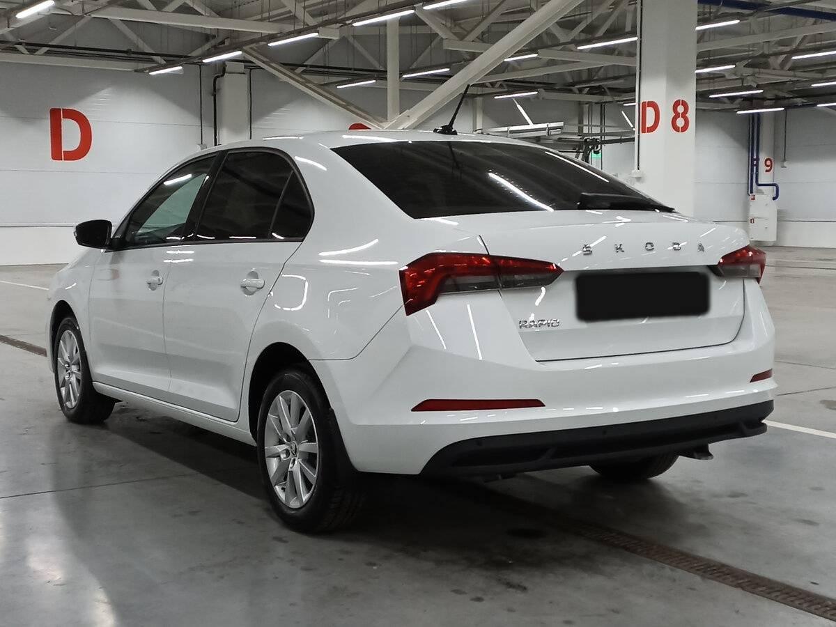 Купить Skoda Rapid с пробегом. Фото: #6