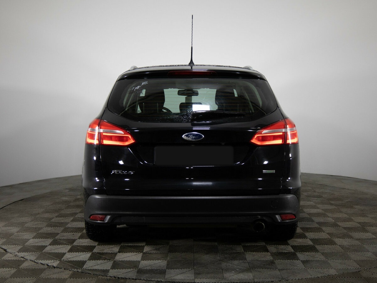 Купить Ford Focus с пробегом. Фото: #4