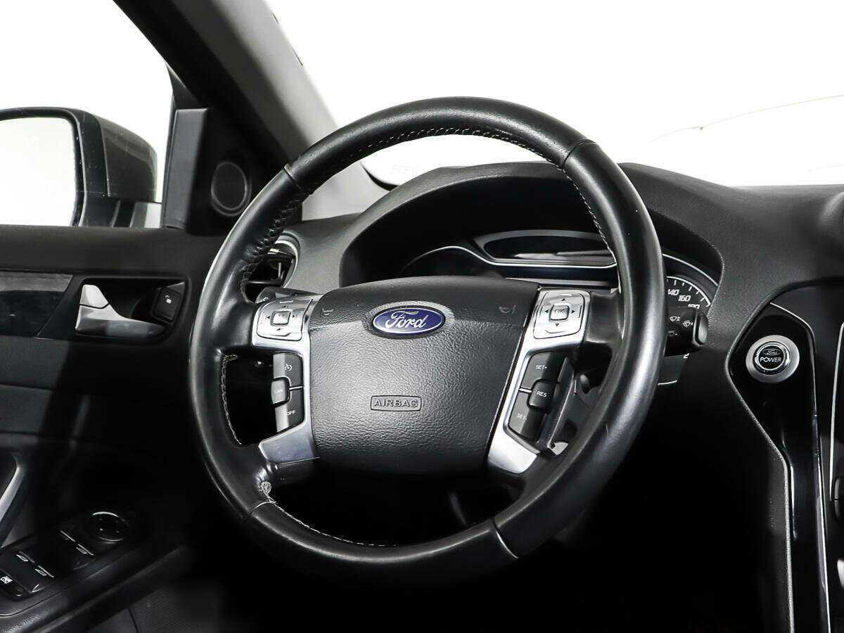 Купить Ford Mondeo с пробегом. Фото: #15