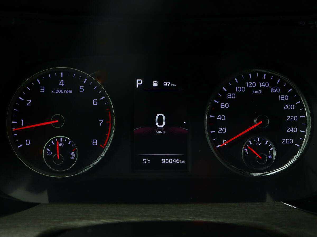 Купить Kia K5 с пробегом. Фото: #8