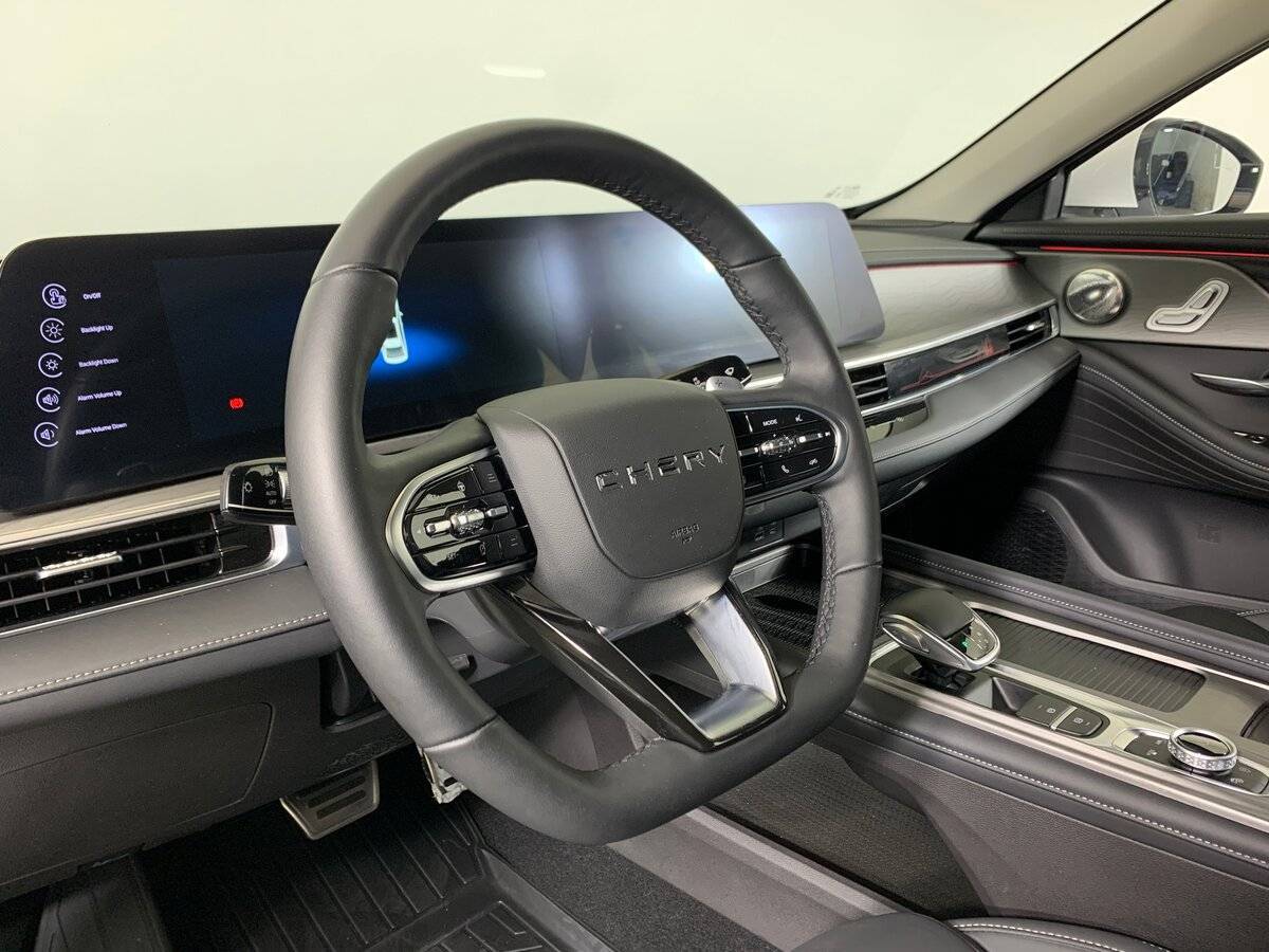 Купить Chery Arrizo 8 с пробегом. Фото: #10