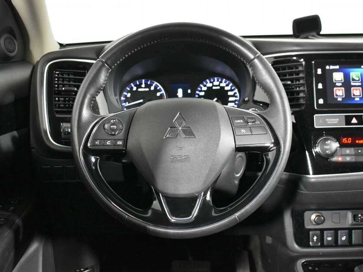 Купить Mitsubishi Outlander с пробегом. Фото: #9