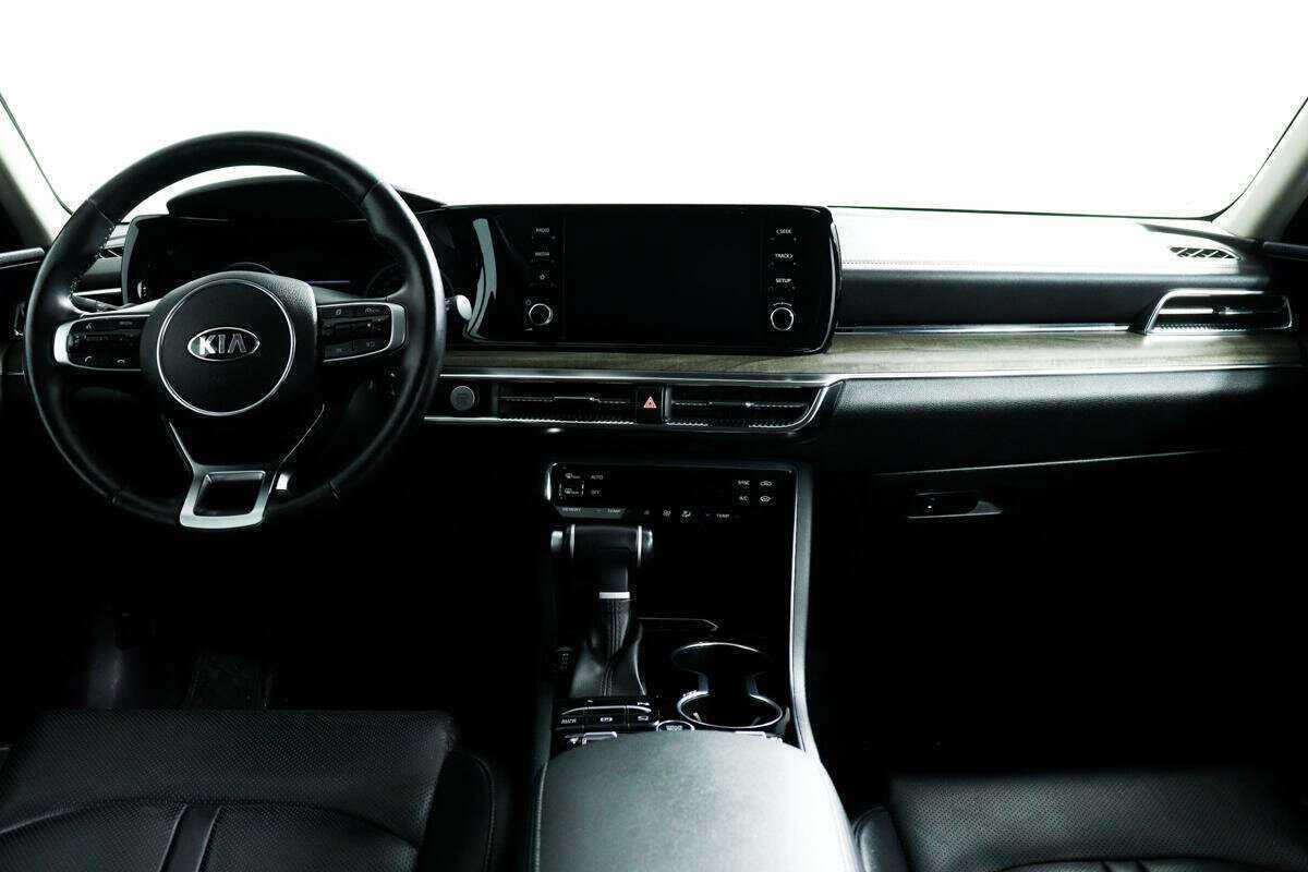 Купить Kia K5 с пробегом. Фото: #10