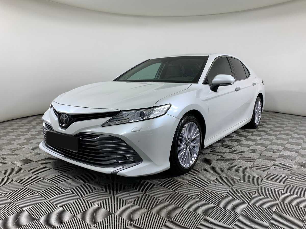 Купить Toyota Camry с пробегом. Фото: #0
