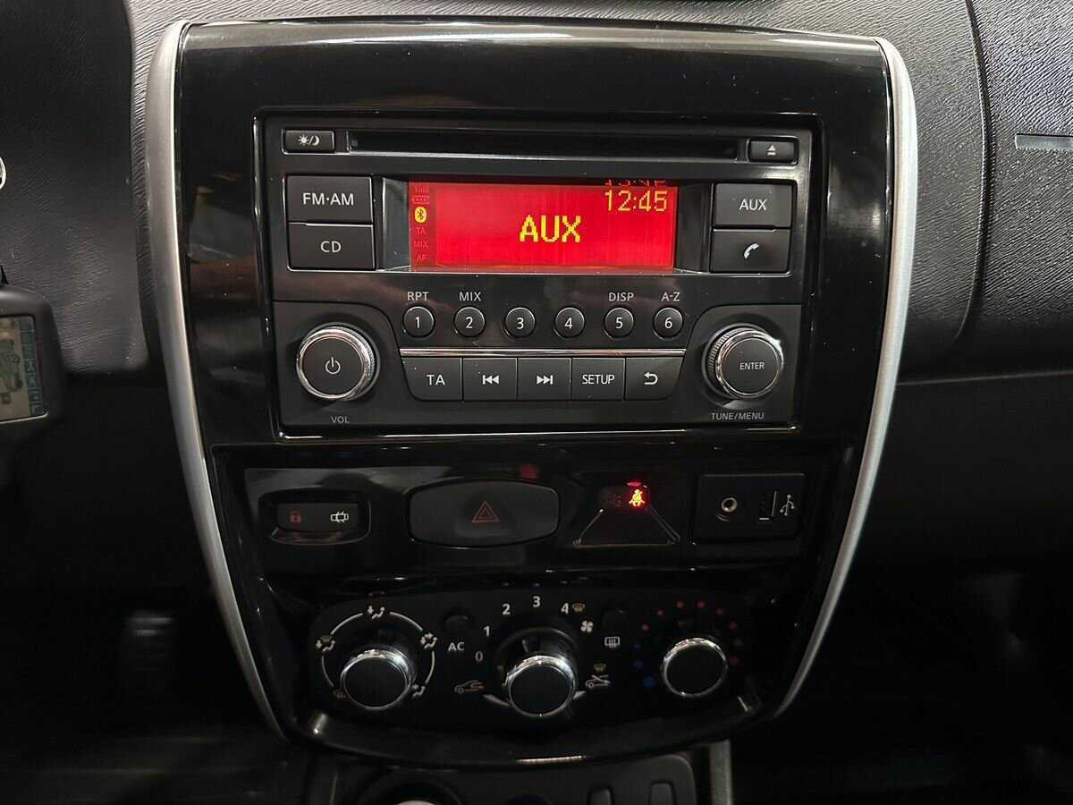 Купить Nissan Terrano с пробегом. Фото: #11